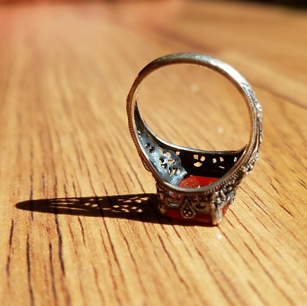 SOLD Antique Carnelian Sterling Filigree Ring - Picture 5 of 8